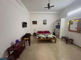 Sanchari hostel – hotel w mieście Kuilapayam