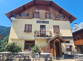 Chalet 1200, hotel in Saint-François-Longchamp