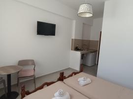 kosmas rooms, hotel v destinaci Skyros