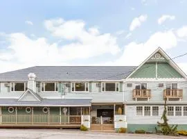 The Perch Hotel