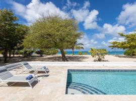 Blue Horizon Beach Bungalow, hotel v destinaci Baie Longue