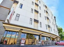 RedDoorz @ Express Inn Lapu Lapu