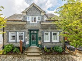 Ferienhaus Altstadtchalet, hotel v destinaci Schmallenberg