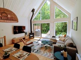 Chalet au Mont-Édouard, Les 3 Versants 38B, ξενοδοχείο σε LʼAnse-Saint-Jean