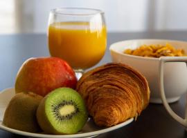 Park Hôtel & Appartements, hotel v destinaci Cholet