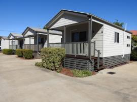 Dalby Tourist Park, hotel in Dalby