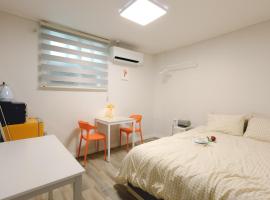 Hotel INSAENG Bucheon, hotel in Bucheon