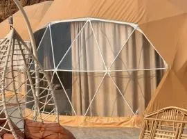 Aurum Rum Luxury Camp