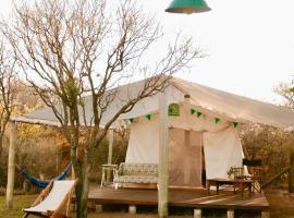 Glamping Traslasierra Carpa Norte, hotell sihtkohas San Javier