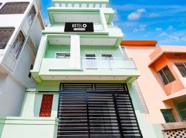 Townhouse VIP Road Near Golden Beach, hotell i Puri