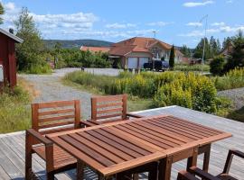 Modern Cabin by Nora Lake with AC!, hotel in Nora