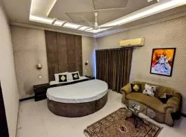 shelton guest House