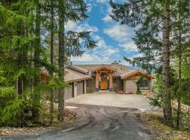 Mountain House of Wonder, hotel in Qualicum Beach