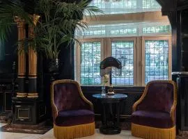 Apollofirst Boutique Hotel