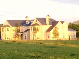 Hotel Photo: Rossmanagher House