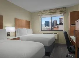 Holiday Inn Express Manhattan Midtown West by IHG