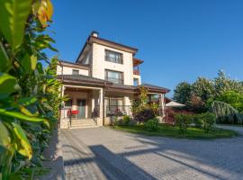 Casa MT - Boutique Villa, hotel in Gabrovo