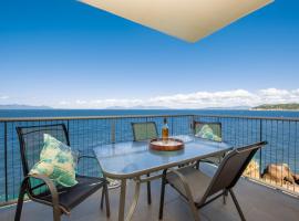 Luxury Oceanview Escape, hotel v destinaci Nelly Bay