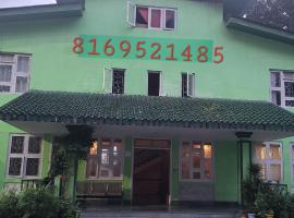 Zilla Guest House by dew drop, hotel v destinaci Namchi