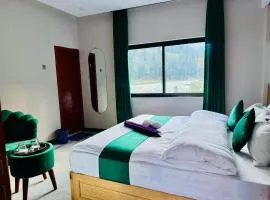 Travelers choice resort Sharda