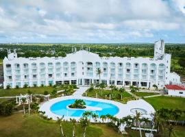 Finest Guam Golf & Resort, hotel i Yigo