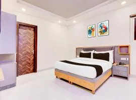 Hotel O Royal Palace