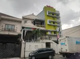 OYO 94669 Hotel Puri Inn Panakkukang Makassar