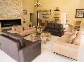 Lion and Cheetah Sanctuary, hotell sihtkohas Cullinan