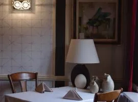 Logis Hotel & Restaurant - Hostellerie du Prieuré