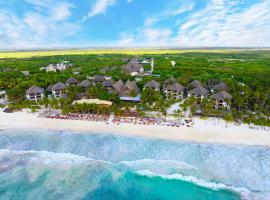 Mia Tulum Beachfront Resort - Ocean View Suites and Beach Club, hotel in Tulum