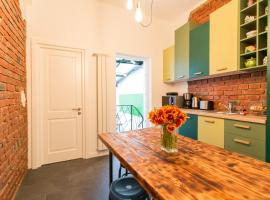 First Hostel, hotel in Bucharest