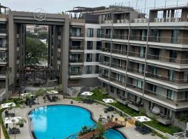 The Diamond In City Luxury Suites By ZENORA Living, hotel sa Accra