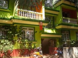 TATTOS GUEST house, hotel v destinaci Morjim