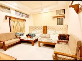Near Mahakal Temple Hotel P - LANDMARK ! Ujjain,Near Railway station ,Fully Air conditioned Rooms And Spacious, with Wi-Fi , BEST HOTEL IN UJJAIN