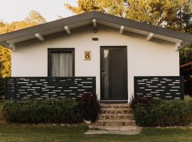 Szépasszony Guest House, hotel in Vlăhiţa