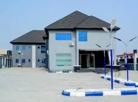 Mainstay Luxury Hotel