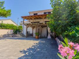 Gato, hotel in Novalja