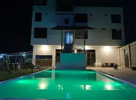 Casa blanca villa rica