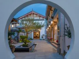 Floral Qinyuan Light Luxury Inn Lijiang Ancient Town Flagship Store-花筑沁园轻奢客栈丽江古城店