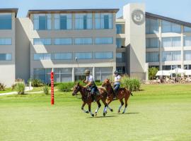 Sheraton Buenos Aires Greenville Polo & Resort, hôtel à Guillermo E. Hudson