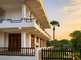 Swiss Bay Hotel & Resort-Arugambay