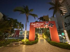 拉斯弗洛雷斯海滩度假村酒店，位于马萨特兰的酒店