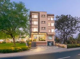 Perfectstayz Premium Shanti Heritage near Harkipauri, hotel v destinaci Haridvár