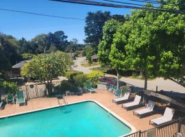 Carmel River Inn & Cottages, hotel v destinaci Carmel