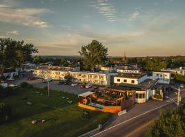 Auberge le Parasol, Hotel in Saguenay