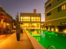 Paraiso Beach Hotel
