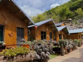 Tom-House Mai Châu