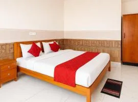 Near Ram Janam Bhumi Hotel ! THE KANHA SHIVA -Free Wi-fi And Parking Facility - Provided Excellent Room Service - Best Homestay In Ayodhya