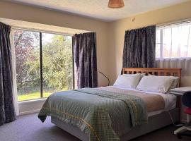 Cozy 3 安逸舒适小屋, hotel v Christchurchu