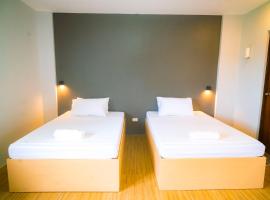 The Grounds Hotel, hotel en Sampong